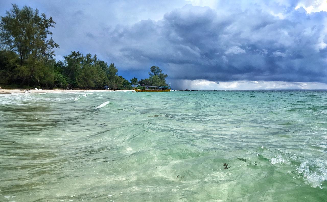 Suns Of Beaches Hostel Pulau Koh Rong Luaran gambar